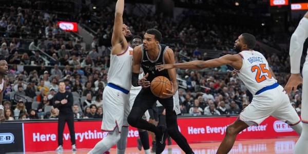 文班亚马31+13布伦森29分 马刺险胜尼克斯