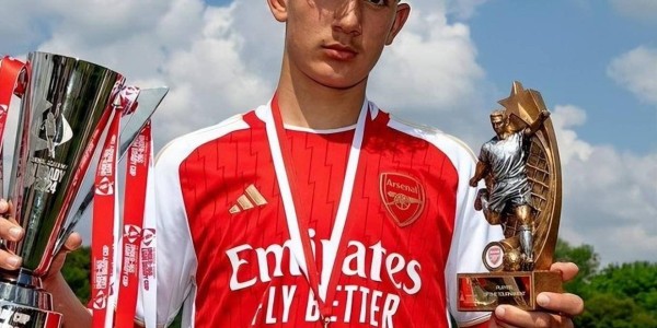 英雄出少年！这三位球员，才15岁就登陆英超，枪手独占两人！