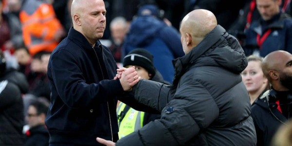 利物浦主帅遭遇争议：7轮仅1胜仍大笑，索博染红引发不满