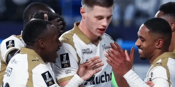 5-0此战改写法甲榜首：这匹黑马凭何把大巴黎挤下去？